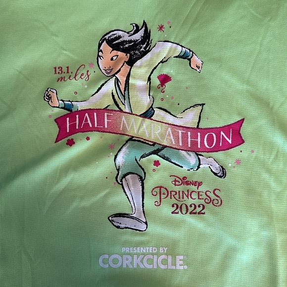 RunDisney 2022 Princess Half Marathon shirt (size women’s S) - Picture 2 of 6
